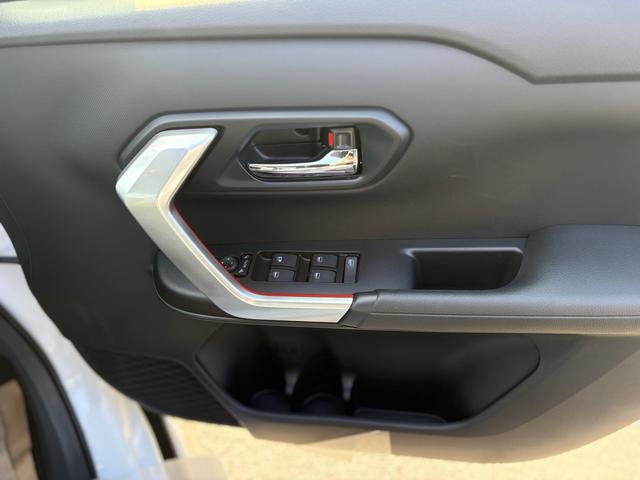 ライズ Ｚ　パノラミックビューパッケージ（９インチディスプレイオーディオ・Ａｐｐｌｅ　ＣａｒＰｌａｙ／Ａｎｄｒｏｉｄ　Ａｕｔｏ対応・フルセグＴＶ・Ｂｌｕｅｔｏｏｔｈ・ＨＤＭＩ端子）・パノラミックビュー（22枚目）