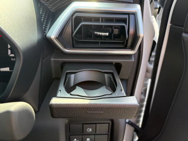 ライズ Ｚ　パノラミックビューパッケージ（９インチディスプレイオーディオ・Ａｐｐｌｅ　ＣａｒＰｌａｙ／Ａｎｄｒｏｉｄ　Ａｕｔｏ対応・フルセグＴＶ・Ｂｌｕｅｔｏｏｔｈ・ＨＤＭＩ端子）・パノラミックビュー（29枚目）