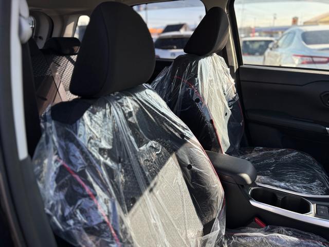 ライズ Ｚ　メーカーオプション・パノラミックビューパッケージ（９インチディスプレイオーディオ・Ａｐｐｌｅ　ＣａｒＰｌａｙ／Ａｎｄｒｏｉｄ　Ａｕｔｏ対応・フルセグＴＶ・Ｂｌｕｅｔｏｏｔｈ・ＨＤＭＩ端子）（19枚目）