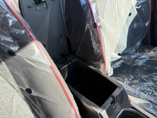 ライズ Ｚ　メーカーオプション・パノラミックビューパッケージ（９インチディスプレイオーディオ・Ａｐｐｌｅ　ＣａｒＰｌａｙ／Ａｎｄｒｏｉｄ　Ａｕｔｏ対応・フルセグＴＶ・Ｂｌｕｅｔｏｏｔｈ・ＨＤＭＩ端子）（37枚目）