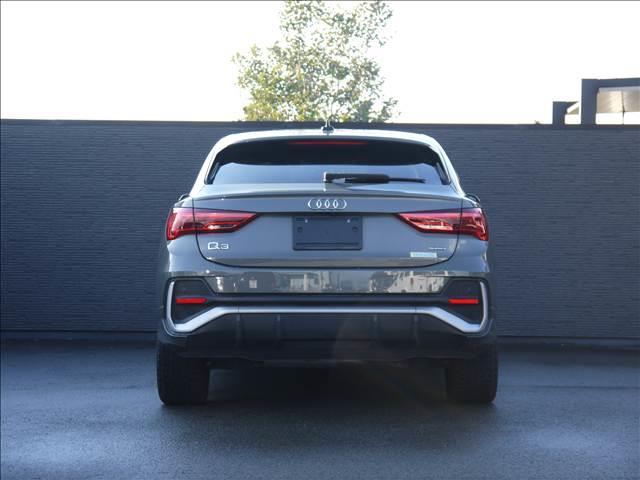 Q3スポーツバック ディーゼル 35 TDI quattro S line RH 360カメラ 衝突軽減B アドバンストキー ヒーター LEDヘッド クルコン パーキングアシスト 電動Rゲート パワーシート バックカメラ ターボ HDDナビ 4WD 禁煙 キーフリー サイドカメラ(7枚目)