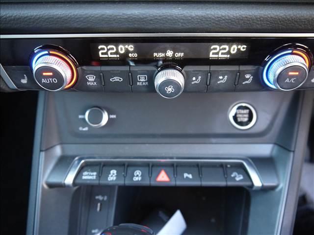 Q3スポーツバック ディーゼル 35 TDI quattro S line RH 360カメラ 衝突軽減B アドバンストキー ヒーター LEDヘッド クルコン パーキングアシスト 電動Rゲート パワーシート バックカメラ ターボ HDDナビ 4WD 禁煙 キーフリー サイドカメラ(13枚目)