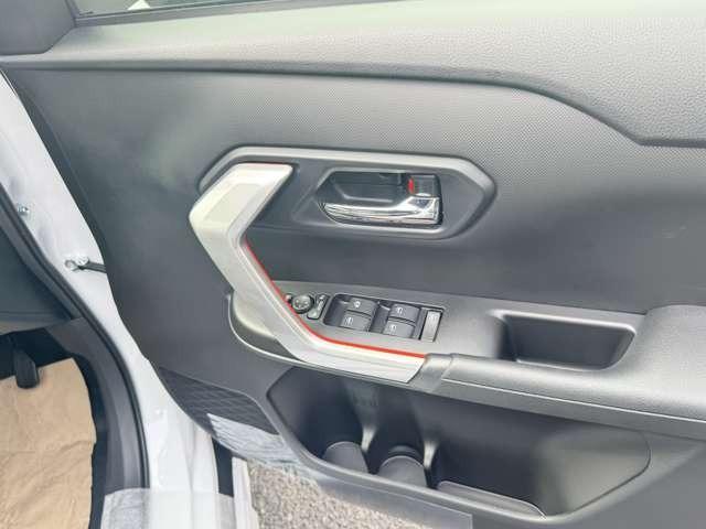 ライズ Ｚ　パノラミックビュー　２トーン色　ディスプレイオーディオ　ブラインドスポットモニター　アイドリングストップ　クリアランスソナー（12枚目）