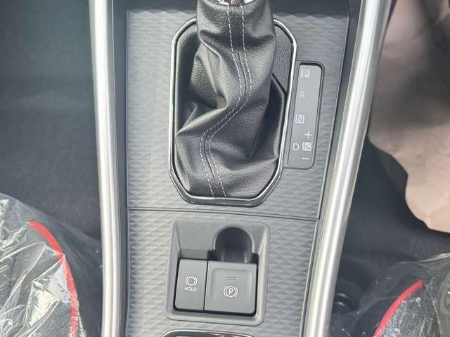 ライズ Ｚ　パノラミックビュー　２トーン色　ディスプレイオーディオ　ブラインドスポットモニター　アイドリングストップ　クリアランスソナー（21枚目）