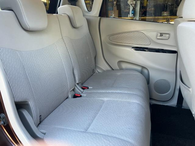 デイズ X 全方位カメラ付き インテリキー オートエアコン ミラーウインカー アイドリングストップ プッシュスタート ベンチシート(12枚目)