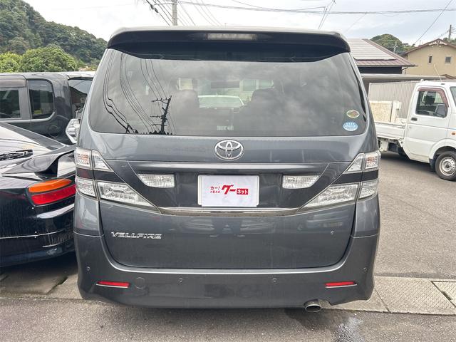 ヴェルファイア ２．４Ｚ　プラチナムセレクション　ドライブレコーダー　ＥＴＣ　バックカメラ　ナビ　ＴＶ　クリアランスソナー　両側電動スライドドア　オートライト　ＨＩＤ　電動リアゲート　スマートキー　電動格納ミラー　後席モニター　３列シート　ＣＶＴ（17枚目）