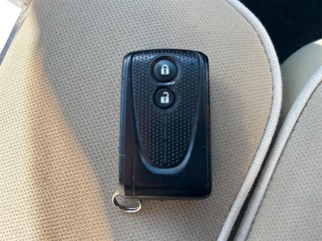 ミラココア ココアプラスＸ　ＥＴＣ　バックカメラ　ナビ　ＴＶ　スマートキー　アイドリングストップ　前後ドライブレコーダー　ＣＶＴ　盗難防止システム　ＡＢＳ　ＤＶＤ再生　ＵＳＢ　Ｂｌｕｅｔｏｏｔｈ　ルーフレール　電動格納ミラー（11枚目）