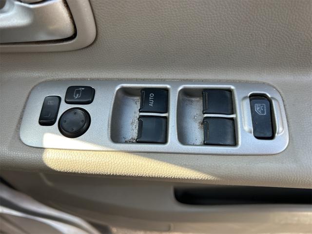 エブリイワゴン ＪＰ　ＥＴＣ　両側スライドドア　キーレスエントリー　電動格納ミラー　ＡＴ　盗難防止システム　ＡＢＳ　ＣＤ　アルミホイール　衝突安全ボディ　エアコン　パワーステアリング　パワーウィンドウ　運転席エアバッグ（9枚目）