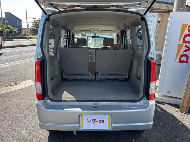 エブリイワゴン ＪＰ　ＥＴＣ　両側スライドドア　キーレスエントリー　電動格納ミラー　ＡＴ　盗難防止システム　ＡＢＳ　ＣＤ　アルミホイール　衝突安全ボディ　エアコン　パワーステアリング　パワーウィンドウ　運転席エアバッグ（19枚目）