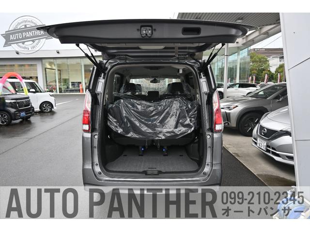 セレナ Ｓ　インテリアラウンドビュー・後側方車両検知警報・標識検知・フロント＆バックソナー・クルーズコントロール・ナビ・インテリエマージェンシーブレーキ・ハイビームアシスト・ワンタッチオートスライドドア・ＥＴＣ（18枚目）