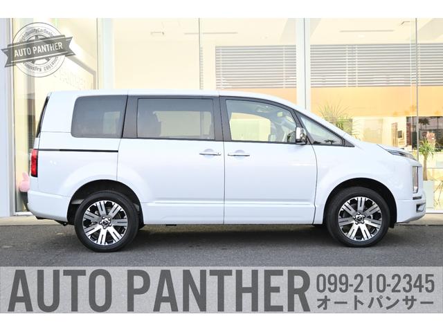 デリカＤ：５ Ｐ　電動サイドステップ・エレクトリックテールゲート・ナビ＋ＴＶ・マルチアラウンドモニター・ｅ－Ａｓｓｉｓｔ・マルチＬＥＤヘッドライト＋ＬＥＤフォグ・両側ワンタッチ電動スライドドア（6枚目）