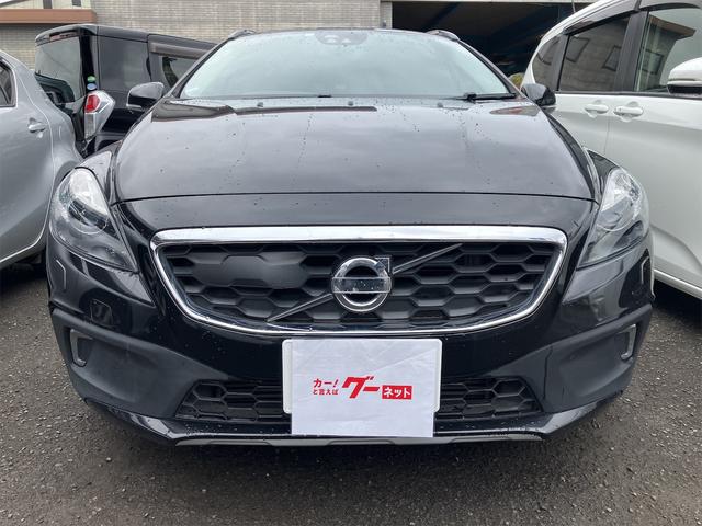 Ｖ４０ クロスカントリー　Ｔ４　ノルディック　ＥＴＣ　バックカメラ　ナビ　ＴＶ　クリアランスソナー　レーンアシスト　アルミホイール　オートライト　パワーシート　キーレスエントリー　電動格納ミラー　シートヒーター　ＡＴ　ＣＤ　ＵＳＢ（12枚目）