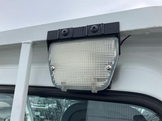 キャリイトラック 　ＡＴ　ＥＴＣ　エアコン　運転席エアバッグ　助手席エアバッグ（12枚目）