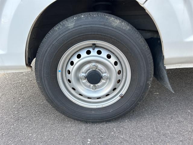 ミニキャブトラック 　軽トラック　ＡＴ　ＬＰＧ　エアコン　パワーステアリング　運転席エアバッグ　助手席エアバッグ（7枚目）