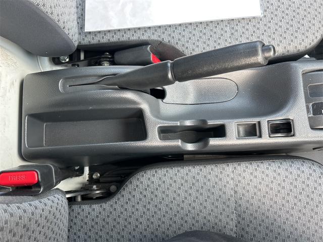 ミニキャブトラック 　軽トラック　ＡＴ　ＬＰＧ　エアコン　パワーステアリング　運転席エアバッグ　助手席エアバッグ（34枚目）