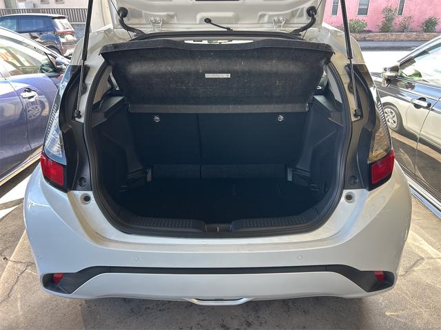 アクア Ｇ　ドライブレコーダー　ＥＴＣ　バックカメラ　ナビ　ＴＶ　オートクルーズコントロール　レーンアシスト　パークアシスト　衝突被害軽減システム　オートマチックハイビーム　オートライト　ＬＥＤヘッドランプ（19枚目）