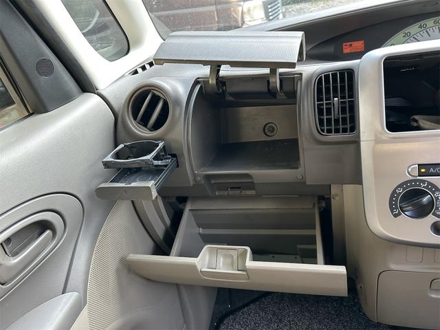 タント Ｌ　スライドドア　ＡＴ　盗難防止システム　衝突安全ボディ　エアコン　パワーステアリング　パワーウィンドウ（9枚目）