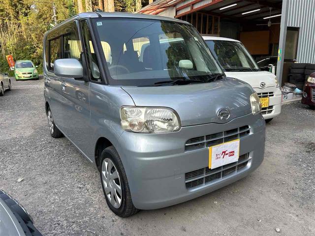 タント Ｘリミテッド　ＥＴＣ　バックカメラ　電動スライドドア　ナビ　ＴＶ　スマートキー　アイドリングストップ　電動格納ミラー　ベンチシート　ＣＶＴ　盗難防止システム　ＡＢＳ　ＣＤ　ミュージックプレイヤー接続可（13枚目）