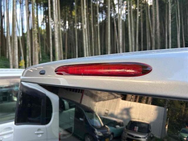 タント Ｘリミテッド　ＥＴＣ　バックカメラ　電動スライドドア　ナビ　ＴＶ　スマートキー　アイドリングストップ　電動格納ミラー　ベンチシート　ＣＶＴ　盗難防止システム　ＡＢＳ　ＣＤ　ミュージックプレイヤー接続可（25枚目）