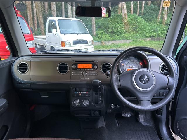 アルトラパン Ｇ　スマートキー　アイドリングストップ　ベンチシート　ＣＶＴ　盗難防止システム　ＡＢＳ　ＣＤ　衝突安全ボディ　エアコン　パワーステアリング　パワーウィンドウ（2枚目）