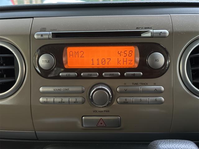 アルトラパン Ｇ　スマートキー　アイドリングストップ　ベンチシート　ＣＶＴ　盗難防止システム　ＡＢＳ　ＣＤ　衝突安全ボディ　エアコン　パワーステアリング　パワーウィンドウ（4枚目）