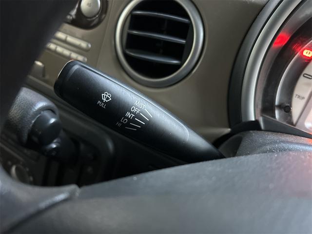 アルトラパン Ｇ　スマートキー　アイドリングストップ　ベンチシート　ＣＶＴ　盗難防止システム　ＡＢＳ　ＣＤ　衝突安全ボディ　エアコン　パワーステアリング　パワーウィンドウ（8枚目）