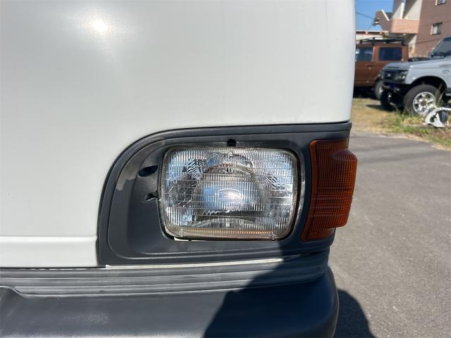 ミニキャブトラック Ｖタイプ　４ＷＤ　三方開　ＭＴ　エアコン（7枚目）