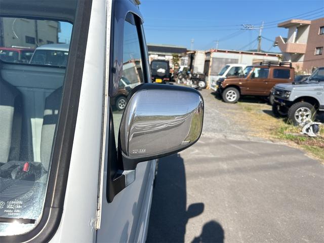 ミニキャブトラック Ｖタイプ　４ＷＤ　三方開　ＭＴ　エアコン（8枚目）