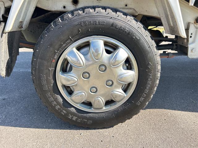 ミニキャブトラック Ｖタイプ　４ＷＤ　三方開　ＭＴ　エアコン（13枚目）