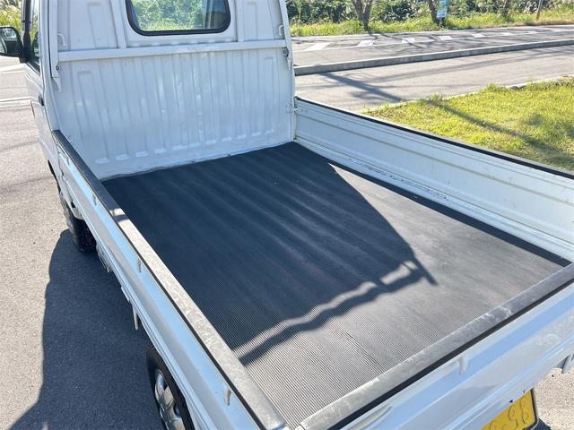 ミニキャブトラック Ｖタイプ　４ＷＤ　三方開　ＭＴ　エアコン（24枚目）