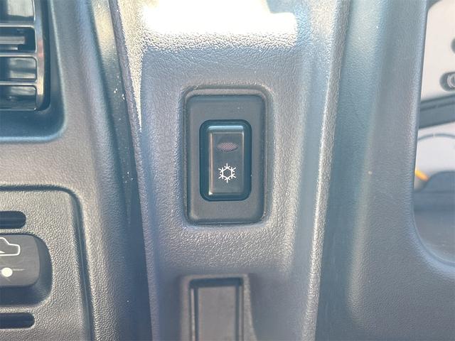 ミニキャブトラック Ｖタイプ　４ＷＤ　三方開　ＭＴ　エアコン（41枚目）