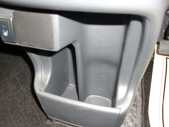 G レーダーブレーキサポート付 禁煙車 前オーナー様女性 ケンウッド製フルセグナビ 走行中テレビ視聴OK スマートキー プッシュスタート スズキディーラー点検整備付(57枚目)