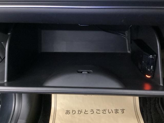 ヴェゼル ｅ：ＨＥＶＺ　リアカメラ　ドラレコ　ＥＴＣ　衝突回避支援ブレーキ機能　スマキ　Ｐトランク　フルオートエアコン　Ｄレコ　エアバッグ　両席エアバック　Ｒカメ　パワーウィンドウ　ＬＥＤランプ　クルーズＣ　ナビ＆ＴＶ（35枚目）