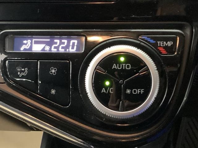 アクア クロスオーバー　リアカメラ　ＥＴＣ　ＥＣＯモード　Ｂカメラ　地デジ　エアコン　ＥＳＣ　キーフリー　ＤＶＤ再生可　パワーステアリング　パワーウィンドウ　ＡＢＳ　スマ－トキ－　前後ブレーキサポート　助手席エアバック（19枚目）