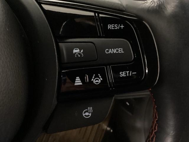 ヴェゼル e:HEVPLaY メモリーナビ ETC リアカメラ 衝突被害軽減ブレーキ カーテンエアバッグ 盗難防止装置 アイドルストップ ABS ESC フルオートエアコン シートヒータ エアバッグ LEDヘッドライト スマキー(35枚目)