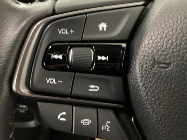 WR-V Z+ 当社デモカー ドラレコ ETC フルセグテレビ サイドエアバッグ 盗難防止システム 運転席エアバッグ Bカメラ クルコン 横滑り防止 ドライブレコーダー フルオートエアコン パワーウィンドウ ABS(21枚目)