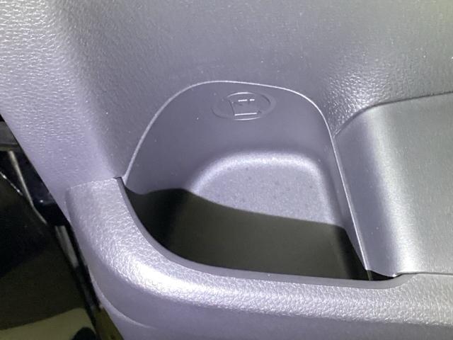 ヴェゼル e:HEVZ・PLaYパッケージ ドラレコ リアカメラ ETC オートクルーズコントロール アイドリングストップ LEDヘッド USB 電動テールゲート 衝突被害軽減システム リヤカメラ フルセグテレビ 横滑り防止装置 シートヒーター(18枚目)