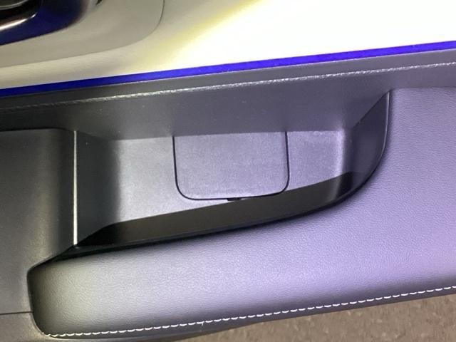 ヴェゼル e:HEVZ・PLaYパッケージ ドラレコ リアカメラ ETC オートクルーズコントロール アイドリングストップ LEDヘッド USB 電動テールゲート 衝突被害軽減システム リヤカメラ フルセグテレビ 横滑り防止装置 シートヒーター(20枚目)