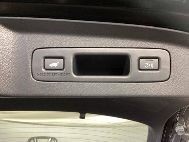 ヴェゼル e:HEVZ・PLaYパッケージ ドラレコ リアカメラ ETC オートクルーズコントロール アイドリングストップ LEDヘッド USB 電動テールゲート 衝突被害軽減システム リヤカメラ フルセグテレビ 横滑り防止装置 シートヒーター(23枚目)