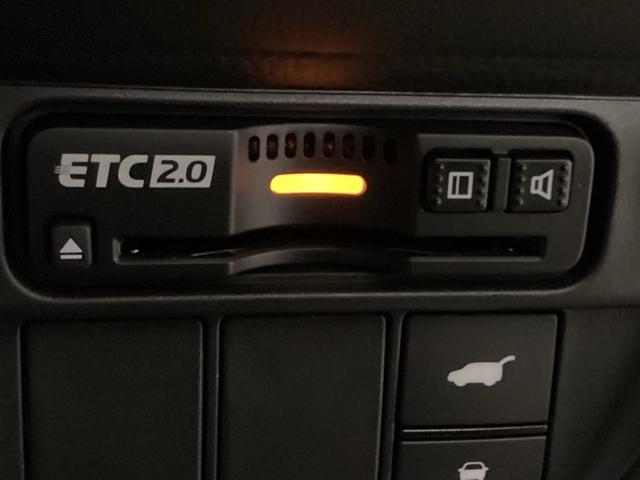 ＺＲ－Ｖ ｅ：ＨＥＶＺ特別仕様車ブラックスタイル　ドラレコ　リアカメラ　ＥＴＣ　アラウンドビューモニター　ＬＥＤヘッドランプ　スマ－トキ－　クルコン　ドライブレコーダー　シートヒーター　バックカメラ　盗難防止装置　ＥＳＣ　フルオートエアコン　ＡＢＳ（15枚目）