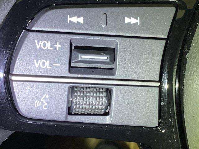 ＺＲ－Ｖ ｅ：ＨＥＶＺ特別仕様車ブラックスタイル　ドラレコ　リアカメラ　ＥＴＣ　アラウンドビューモニター　ＬＥＤヘッドランプ　スマ－トキ－　クルコン　ドライブレコーダー　シートヒーター　バックカメラ　盗難防止装置　ＥＳＣ　フルオートエアコン　ＡＢＳ（21枚目）