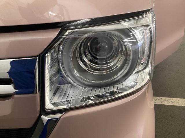 【オートライト（ＡＵＴＯ）】外の明るさをシステムが感知して、自動でヘッドライトが点灯します！ヘッドライトをつけ忘れを防ぐ便利機能です