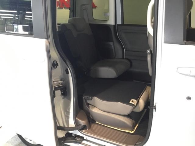 Ｎ－ＢＯＸ Ｌ　メモリーナビ　ドラレコ　ＥＴＣ　衝突回避支援ブレーキ　Ｉ－ＳＴＯＰ　クリソナ　ＰＷ　パワステ　Ｓヒーター　スマ－トキ－　Ｂカメ　地デジＴＶ　ナビ＆ＴＶ　サイドエアバック　横滑り防止　ＬＥＤライト（13枚目）