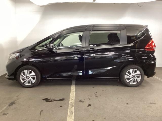 フリードハイブリッド ハイブリッド・Ｇホンダセンシング　メモリーナビ　ドラレコ　ＥＴＣ　軽減ブレーキ　キーフリーシステム　ＤＶＤ再生可能　ＥＣＯＮ　後カメラ　Ａクルーズ　地デジフルセグＴＶ　ＬＥＤヘッドランプ　ドライブレコーダ　パワーウインドウ　エアバッグ（7枚目）