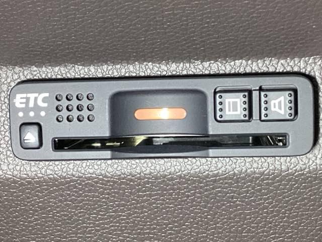 フリードハイブリッド ハイブリッド・Ｇホンダセンシング　メモリーナビ　ドラレコ　ＥＴＣ　軽減ブレーキ　キーフリーシステム　ＤＶＤ再生可能　ＥＣＯＮ　後カメラ　Ａクルーズ　地デジフルセグＴＶ　ＬＥＤヘッドランプ　ドライブレコーダ　パワーウインドウ　エアバッグ（15枚目）