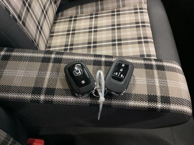 Ｎ－ＢＯＸジョイ ベースグレード　２トーン　メモリーナビ　リアカメラ　ＥＴＣ　踏み間違い防止装置　Ｂカメラ　横滑り防止機能　ＬＥＤランプ　クルーズコントロール　パワーウィンドウ　前席シートヒーター　スマートキー　フルセグＴＶ　キーレス（18枚目）