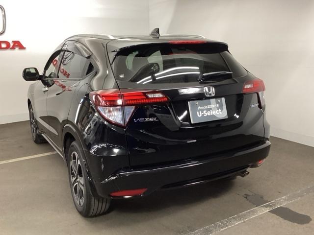 ヴェゼル ハイブリッドＺ・ホンダセンシング　メモリーナビ　リアカメラ　ＥＴＣ　ＤＶＤ再生機能　横滑り防止システム　バックアイカメラ　盗難防止装置　フルセ　シートヒーター付　スマ－トキ－　ＥＣＯモード　パワーウィンド　ＬＥＤライト　ナビ＆ＴＶ（8枚目）