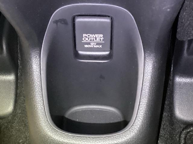 ヴェゼル ハイブリッドＺ・ホンダセンシング　メモリーナビ　リアカメラ　ＥＴＣ　ＤＶＤ再生機能　横滑り防止システム　バックアイカメラ　盗難防止装置　フルセ　シートヒーター付　スマ－トキ－　ＥＣＯモード　パワーウィンド　ＬＥＤライト　ナビ＆ＴＶ（36枚目）