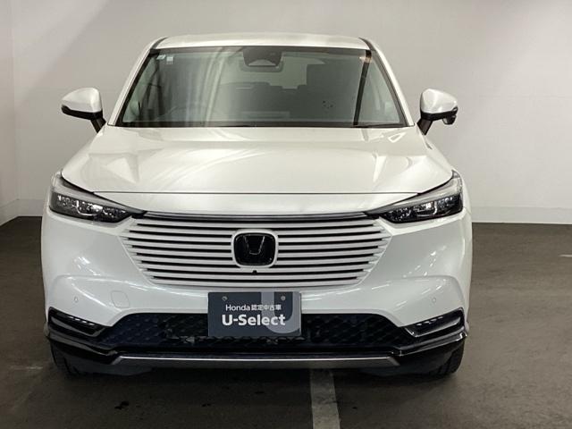 ヴェゼル ｅ：ＨＥＶＺ　メモリーナビ　ＥＴＣ　リアカメラ　衝突回避支援ブレーキ機能　パノラミックビューモニター　スマキ　フルオートエアコン　エアバッグ　両席エアバック　Ｒカメ　パワーウィンドウ　ＬＥＤランプ　クルーズＣ（6枚目）