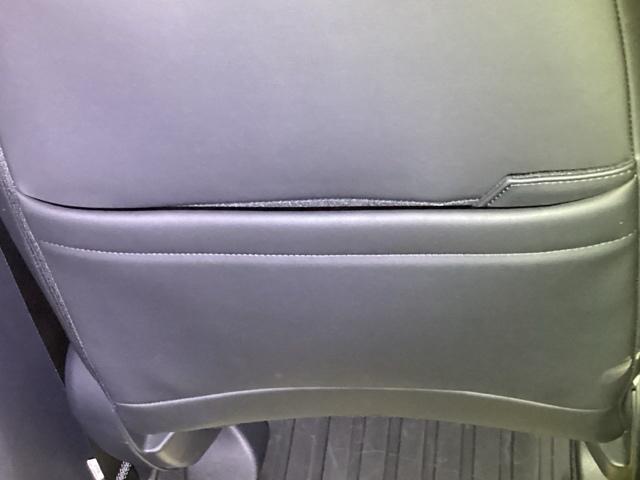 ヴェゼル ｅ：ＨＥＶＺ　メモリーナビ　ＥＴＣ　リアカメラ　衝突回避支援ブレーキ機能　パノラミックビューモニター　スマキ　フルオートエアコン　エアバッグ　両席エアバック　Ｒカメ　パワーウィンドウ　ＬＥＤランプ　クルーズＣ（16枚目）